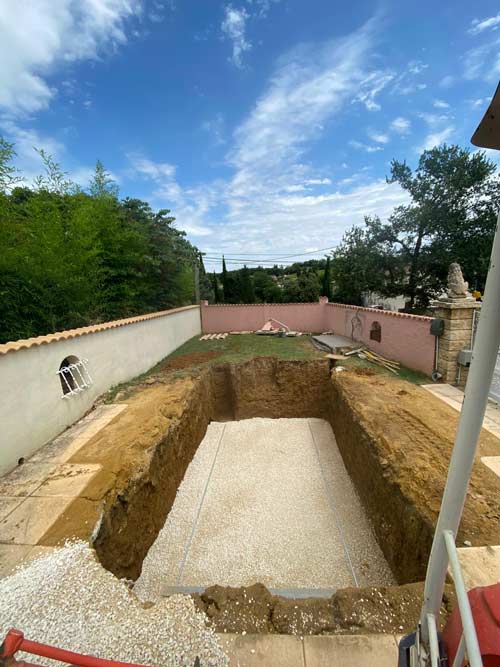 espacepiscines30_construction_piscine_st_paulet_caisson_a_500px_667px