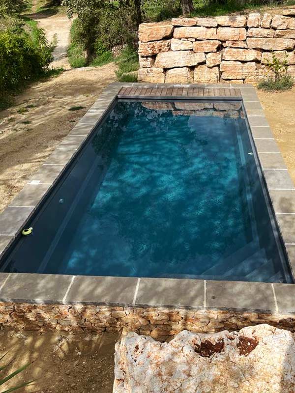 Espace piscines et jardins : pisciniste, piscine à Tresques dans le Gard (30)